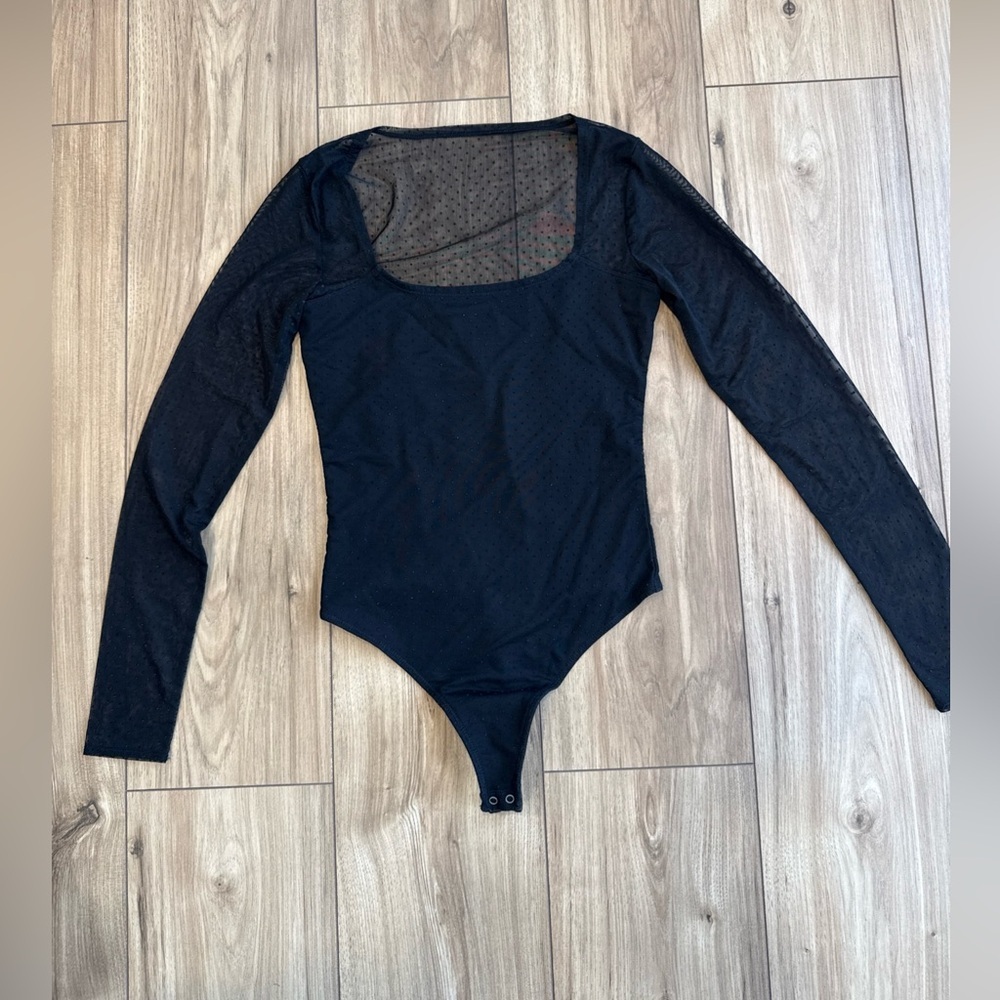 Abercrombie & Fitch Long Sleeve Mesh Bodysuit Women's Size Small Black Swiss Dot